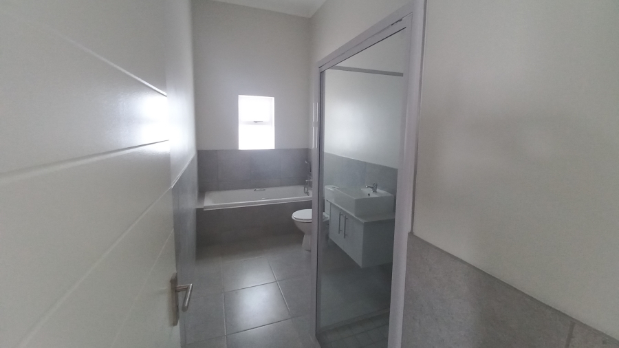 2 Bedroom Property for Sale in Lampiesbaai Western Cape
